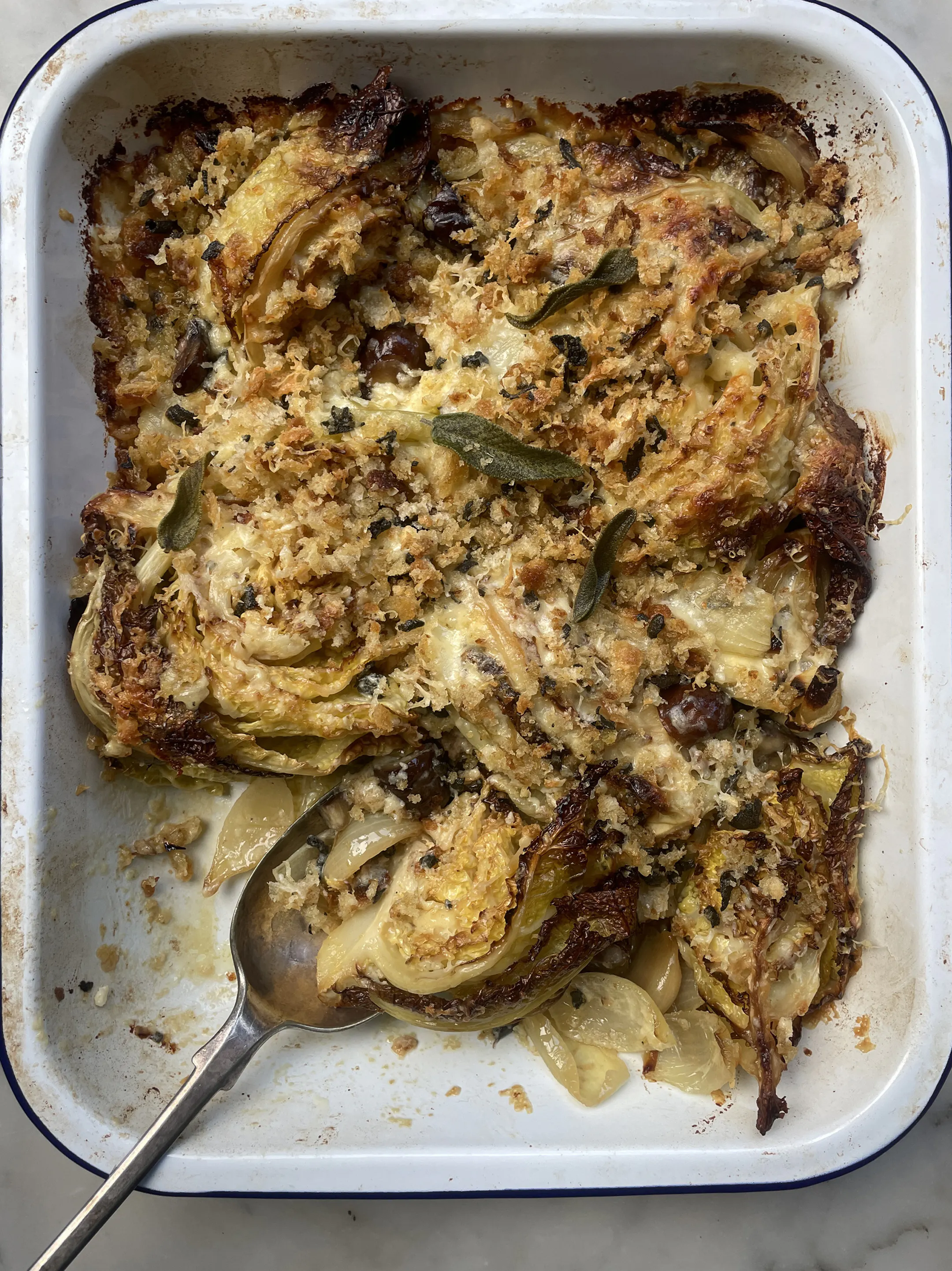 Christmas Eve savoy cabbage + roast garlic gratin – Recipes – Anna Jones