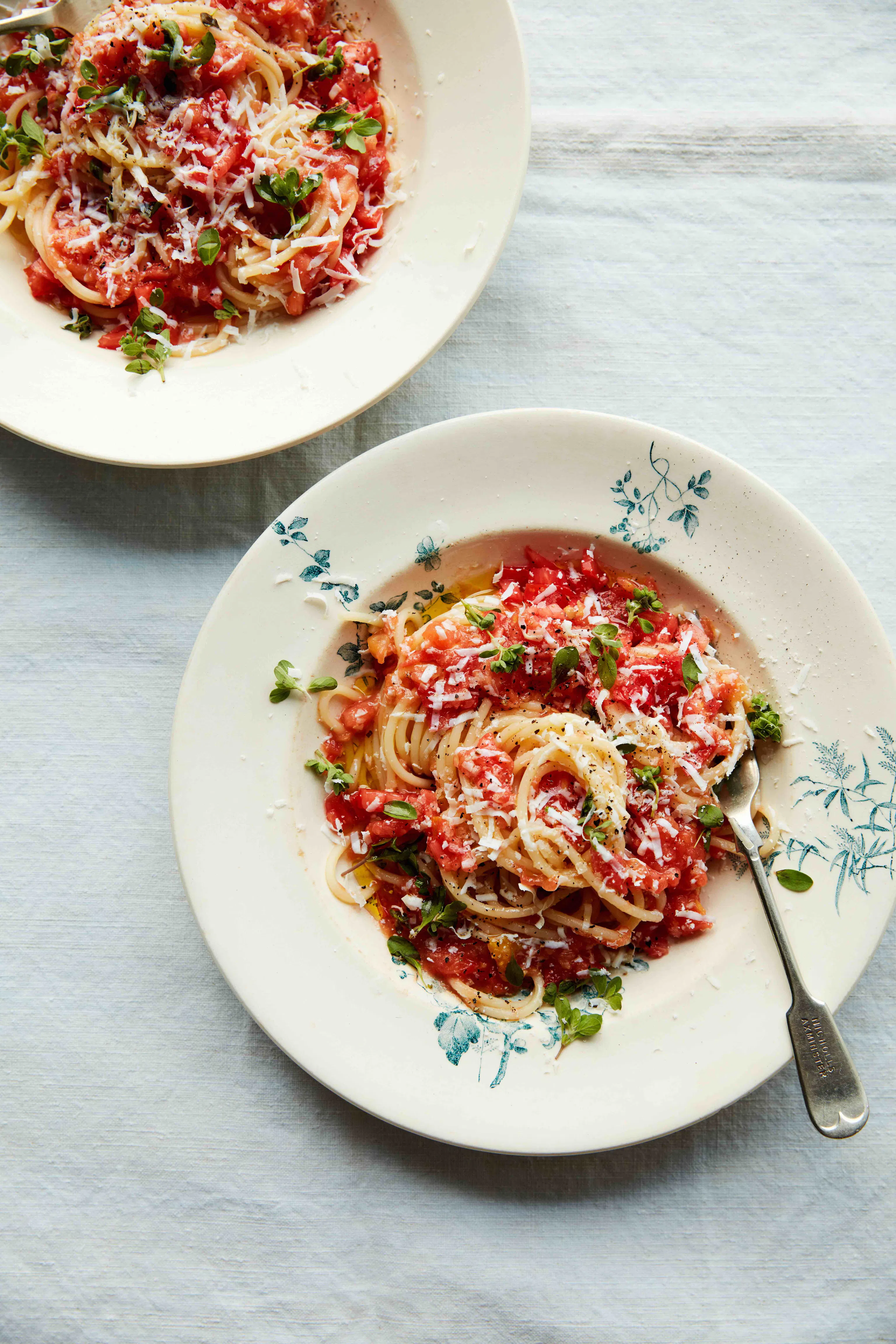 Box Grater Tomato Pasta 05