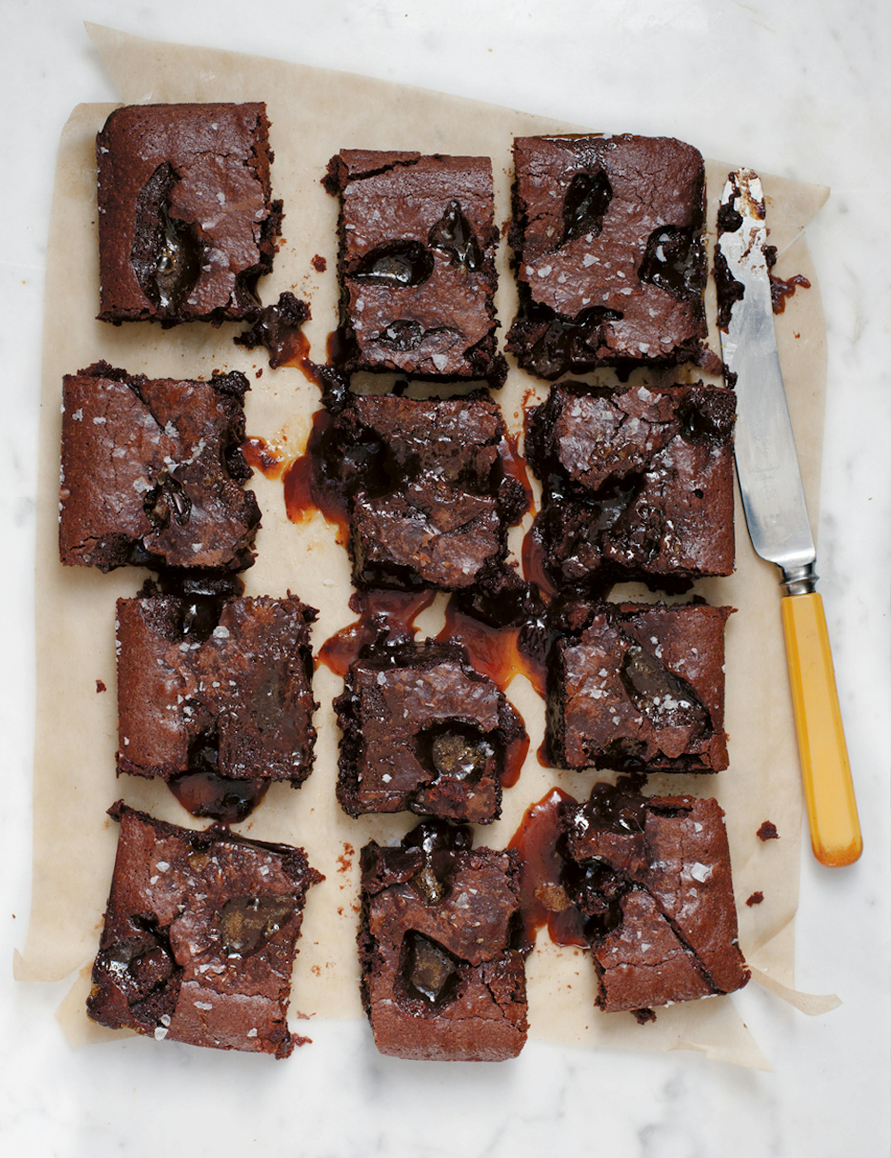 Crack brownies for web